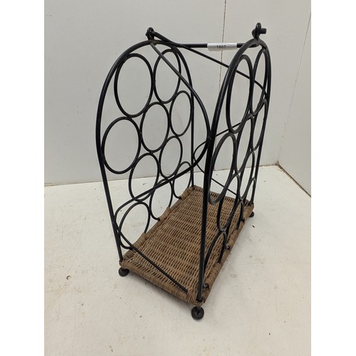 1807 - A 10 Bottle Wine Rack