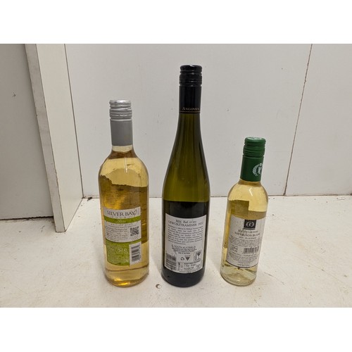 1839 - A Selection of 3 White Wines - Angove 2022, Pierre Lacasse, Silver Bay Point