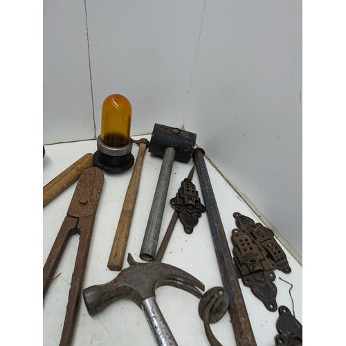 1621 - A Box of Handheld Tools and a Selection of Vintage Latches