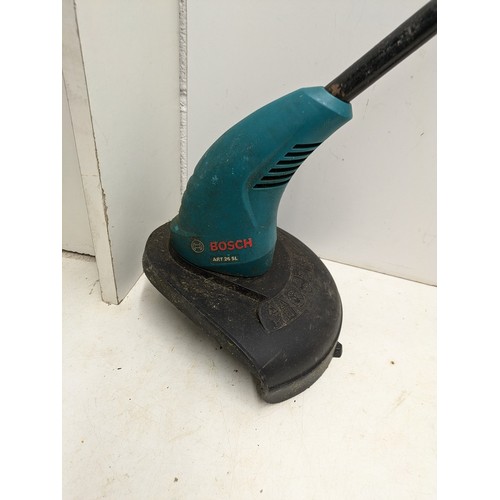 1640 - A Bosch Model Art26sl Corded Strimmer