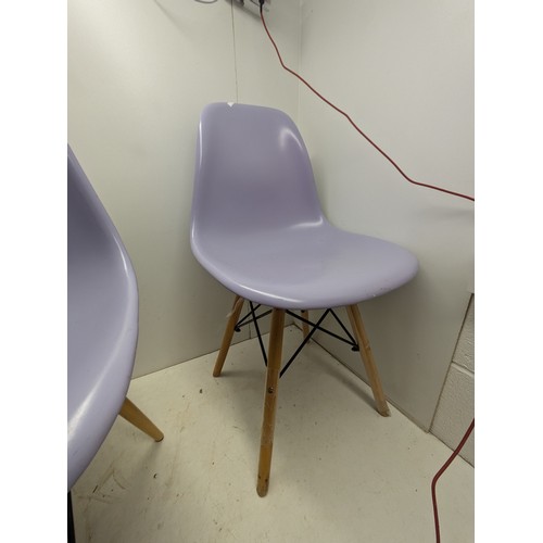 426 - A Pair of Retro Pine and Plastic Chairs