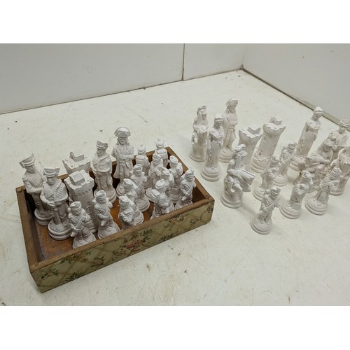 1926 - A Napoleon Style Chess Piece Set