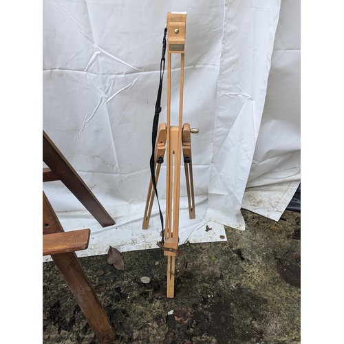 885 - A pair of vintage artist easels