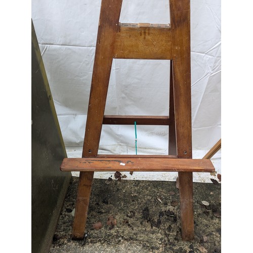 885 - A pair of vintage artist easels