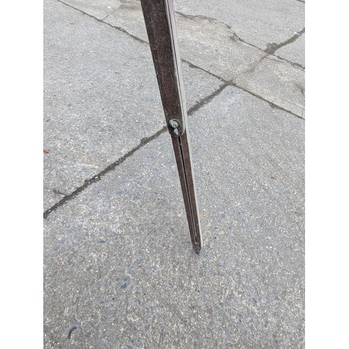 894 - An Antique Oak Tripod