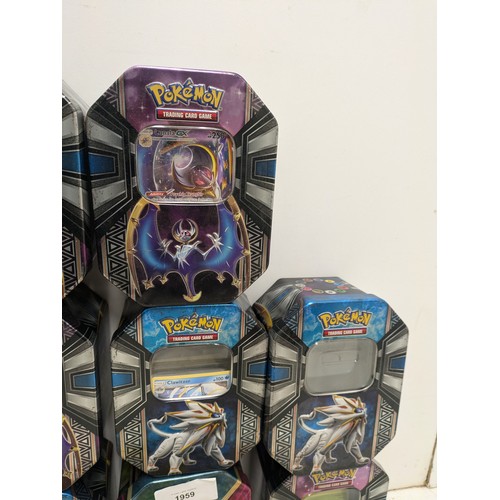 1959 - A large collection Pokémon tins and cards - 8 of the tins contain large quantities of Pokémon cards!... 