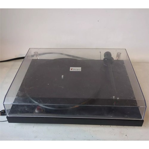 1243 - PROJECT DEBUT III PHONO SB TURNTABLE Ortofon Dmb 5e Stylus