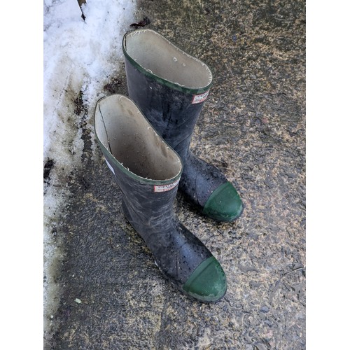 2019 - A Pair of Champion Waterproof Wellington Boots - Size 10