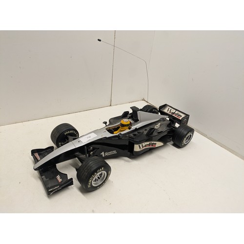 1523 - A 1:10 Scale RC Formula One Car - Broken Wheel