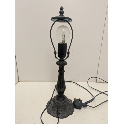 1061 - An Antique Styled Cast Iron Lamp