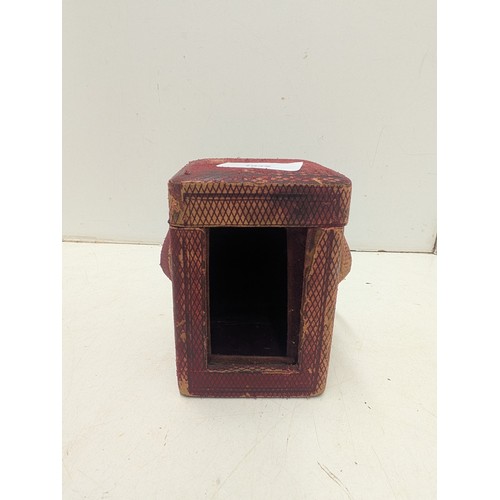 1045 - A Vintage red leather bound carriage clock case