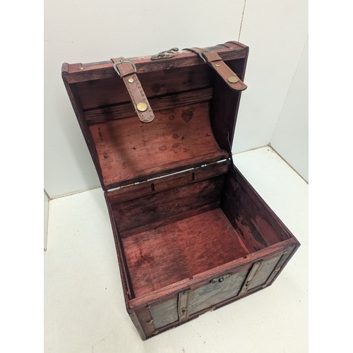 2066 - A Faux leather bespoke hand crafted chest style container