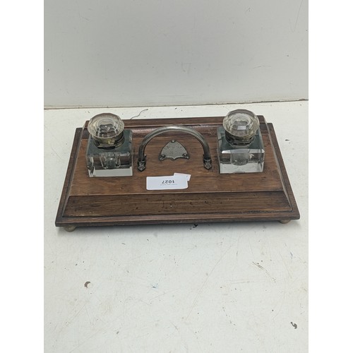 1027 - A Vintage Oak ink stand with 2 glass inkwells