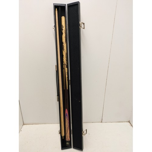 1008 - An MBS 2 piece Cue - SIGNED by various names including Mark Willaims, Jimmy white, Mark alan, Steven... 