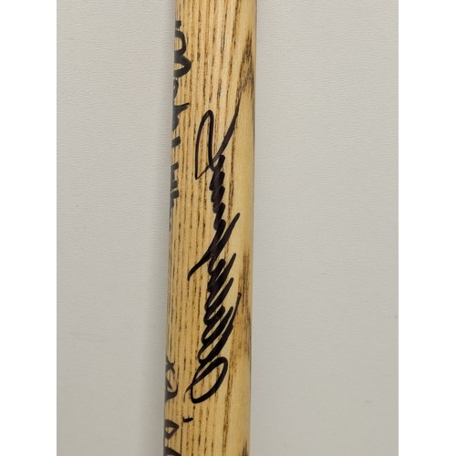 1008 - An MBS 2 piece Cue - SIGNED by various names including Mark Willaims, Jimmy white, Mark alan, Steven... 