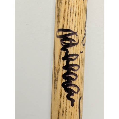 1008 - An MBS 2 piece Cue - SIGNED by various names including Mark Willaims, Jimmy white, Mark alan, Steven... 