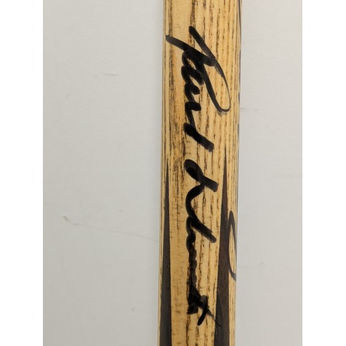 1008 - An MBS 2 piece Cue - SIGNED by various names including Mark Willaims, Jimmy white, Mark alan, Steven... 