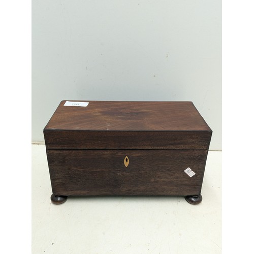 1025 - A Vintage Mahogany Verniered Makeup Box with interior lined compartments and engravings