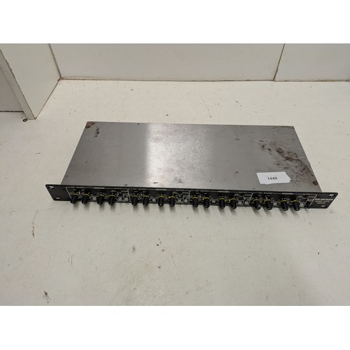 1449 - A Drawmer Quad-Gate Crossover Model Ds404