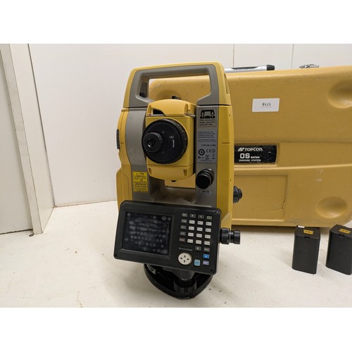 1718 - TOPCON OS-105 PRISMLESS/BLUETOOTH Surveying Total Station With 2 Batteries and Case