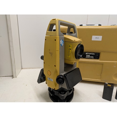 1718 - TOPCON OS-105 PRISMLESS/BLUETOOTH Surveying Total Station With 2 Batteries and Case