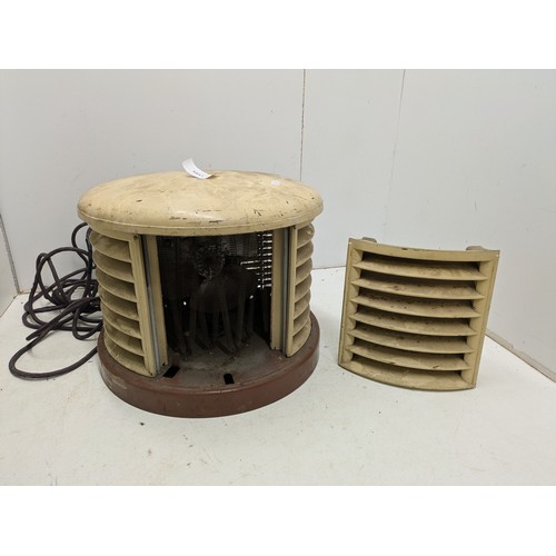 1041 - A vintage retro electric low profile heater