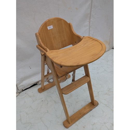 617 - A Pine East Coast Children's collapsible Chair with Fold out table