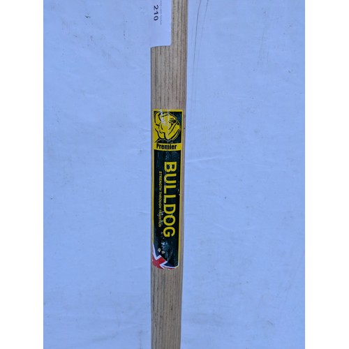 210 - A Bulldog premier long handled shovel