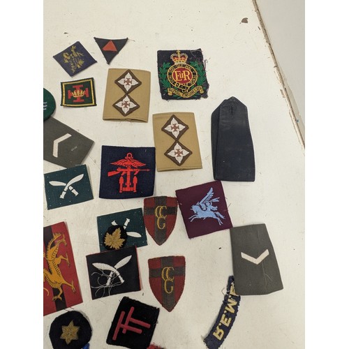 1067 - A Large Selection of Military, Navy and RAF Patches