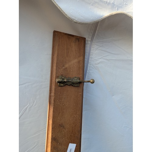 1055 - A Vintage Oak and Brass Coat Rack