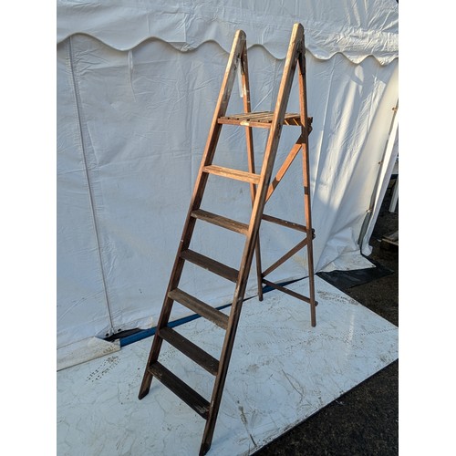 206 - A large vintage folding Oak Work Ladder