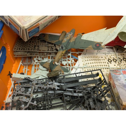 882 - A Large Selection of Model Kit Vehicles