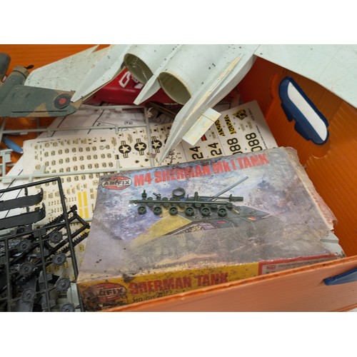 882 - A Large Selection of Model Kit Vehicles