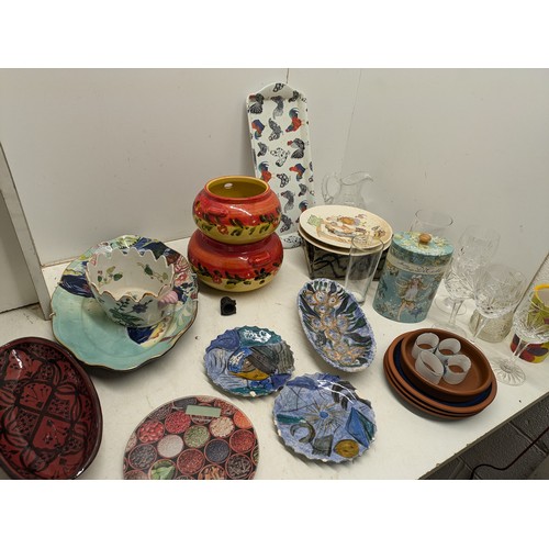 898 - A Large selection of Household Clearance Goods Including Crockery and Glassware