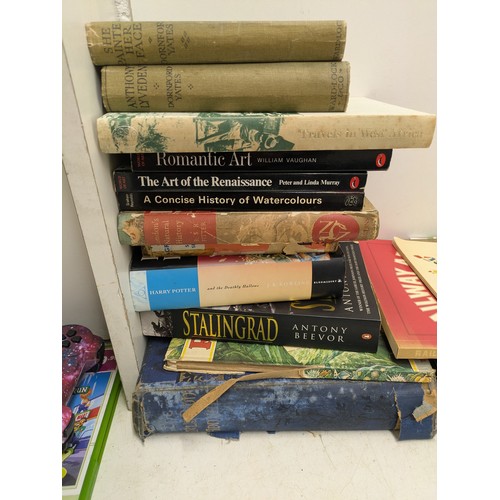 1814 - A selection of modern and vintage hardback books