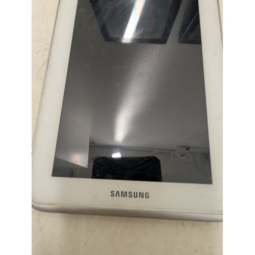 1513 - A Sele tion of 4 Tablets Including Samsung and Lenovo