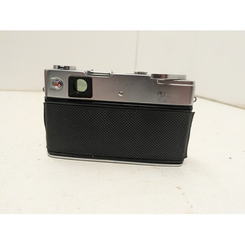 918 - A Yashica minister -d vintage film camera with Yashinon Lens