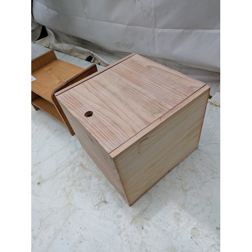 469 - A pair of storage units - one oak and one pine