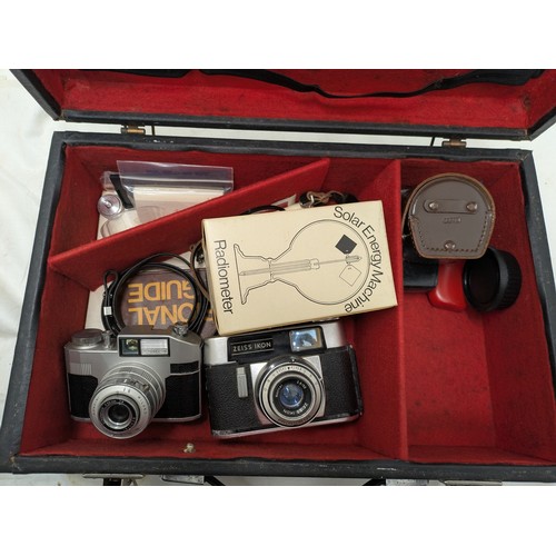 835 - A Selection of vintage photography cameras and equipment including Zeiss Ikon and Bencini