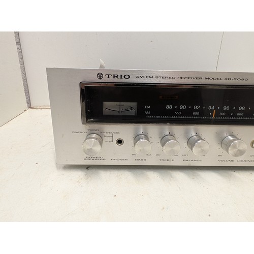 1241 - A Vintage Trio Mldel KR-2090 am/fm stereo receiver