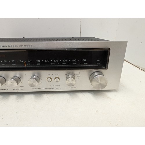 1241 - A Vintage Trio Mldel KR-2090 am/fm stereo receiver