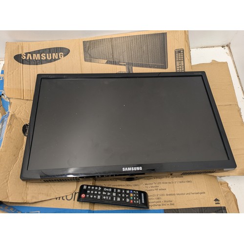 1224 - A boxed Samsung T22 c350 22 inch Television