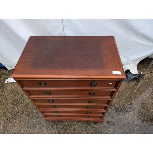 401 - A Nice stained Oak 6 drawer chest of drawers