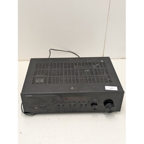 1263 - A yamaha R-n301 natural sound network receiver