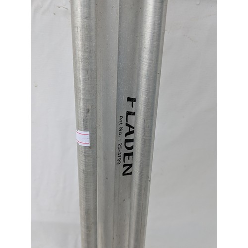 13 - A fladen aluminium rod holder