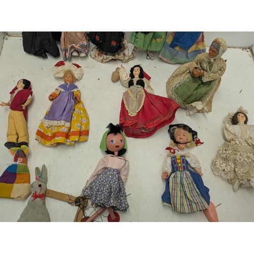 858 - A Selection of Various vintage dolls and puppets