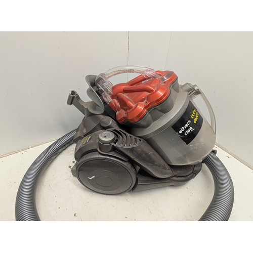 1286 - A Dyson DC20 Corded Vacuum Cleaner - Powers on