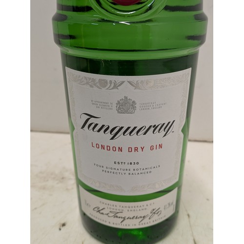 1965 - A bottle of Tanqueray London dry gin 1 litre