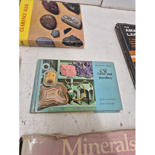 67 - Books on minerals, rocks and gemstones