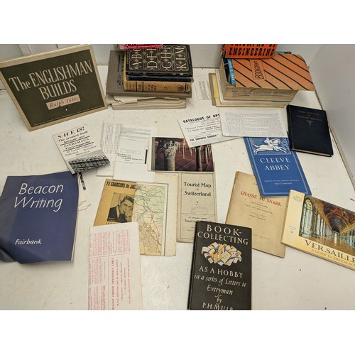 39 - A mixed group of ephemera and books